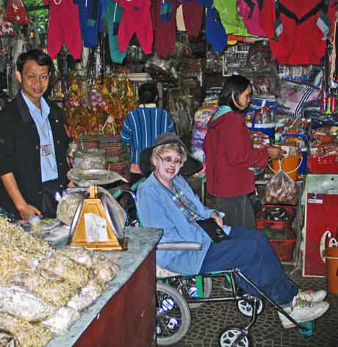 travel disabled wheelchair Mae Hong Son_market.jpg